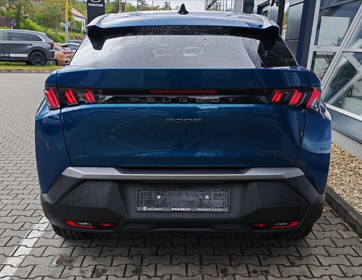 Peugeot 3008 SUV / Terénní 1,2 l 107 kw
