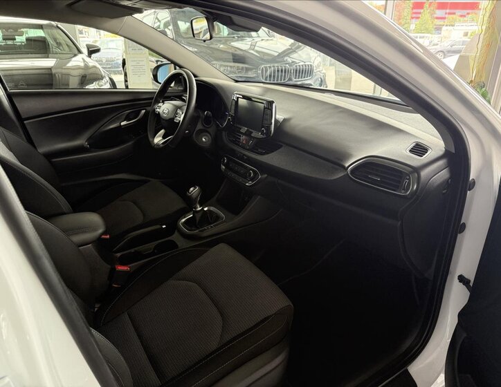 Hyundai i30 Hatchback 998,0 88 kw