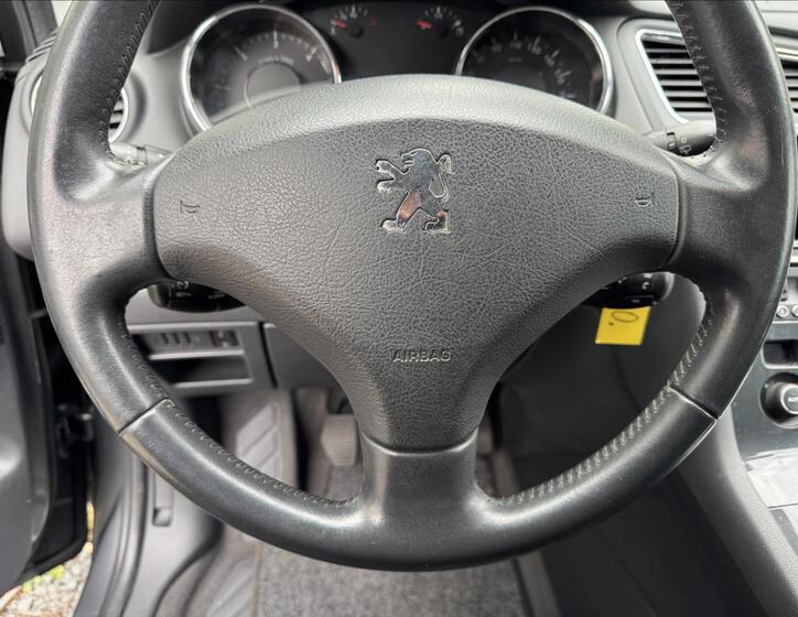 Peugeot 5008 37
