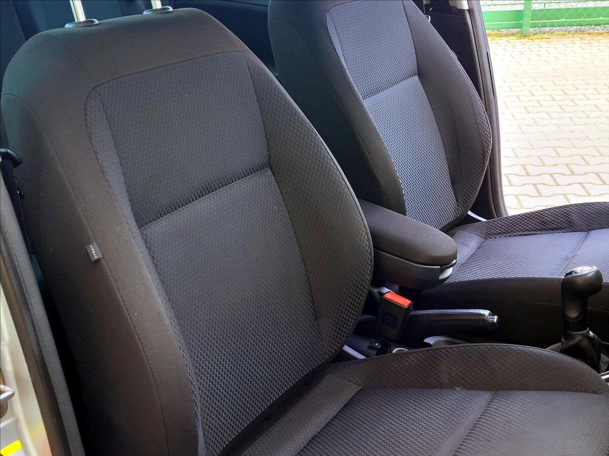 Škoda Roomster MPV 1,2 l 63 kw