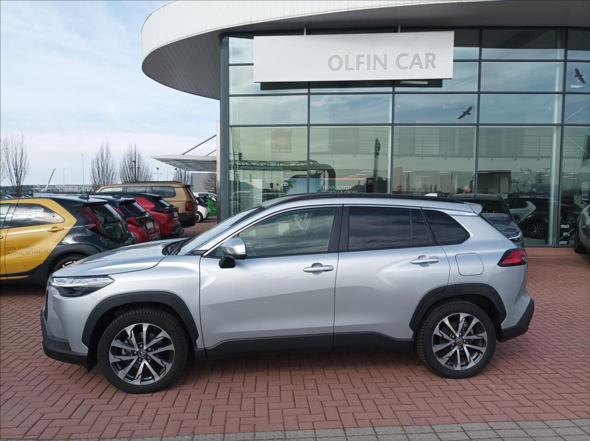 Toyota Corolla Cross SUV / Terénní 2,0 l 112 kw