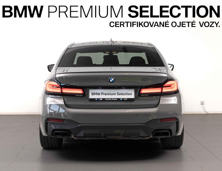 BMW Řada 5 Sedan / Limuzína 4,4 l 390 kw