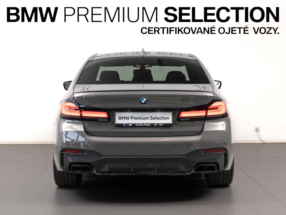BMW Řada 5 Sedan / Limuzína 4,4 l 390 kw