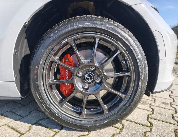 Mazda MX-5 Kabriolet 1,5 l 0