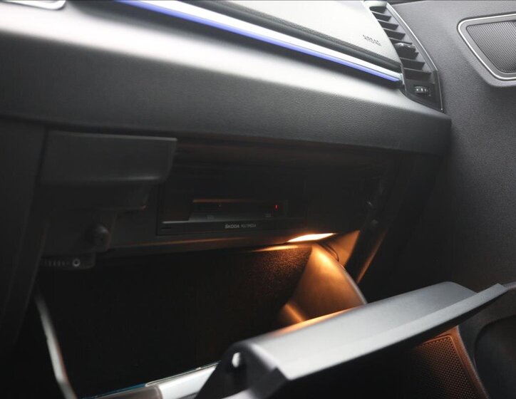 Škoda Karoq Kombi 1,6 l 85 kw