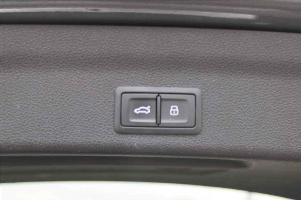 Audi A6 Kombi 3,0 l 210 kw