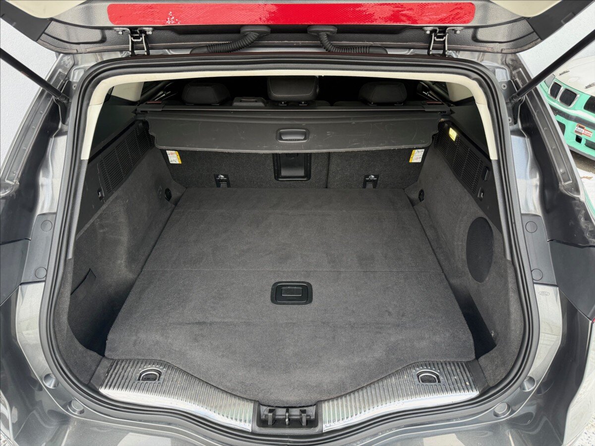 Ford Mondeo Kombi 2,0 l 110 kw