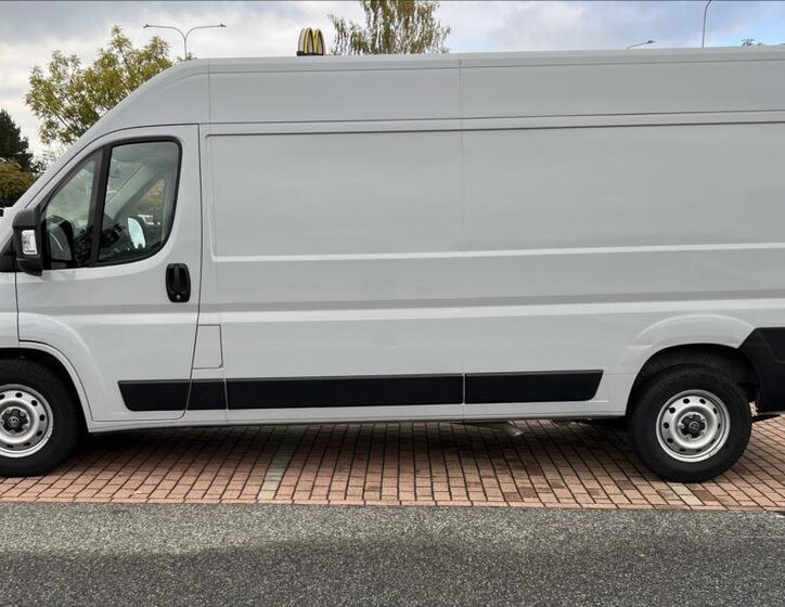 Toyota ProAce VAN-Minibus 2,2 l 132 kw
