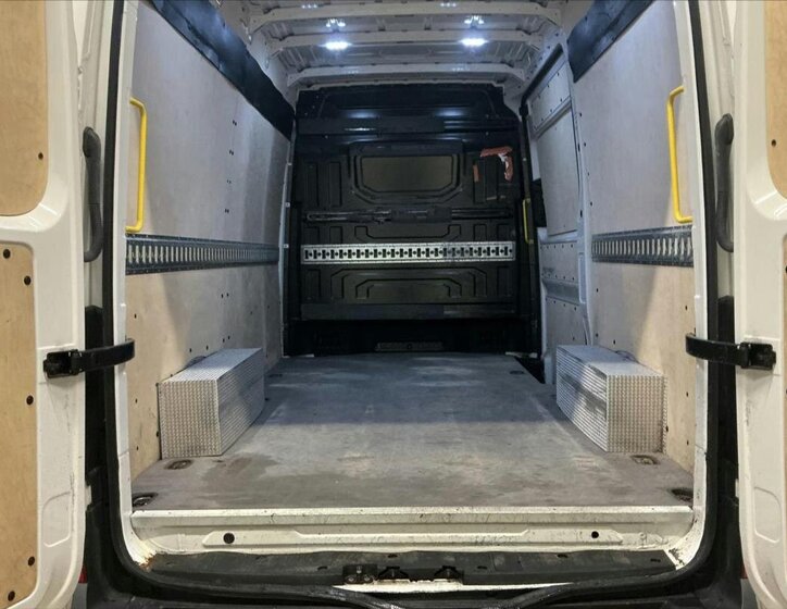 Volkswagen Crafter 14