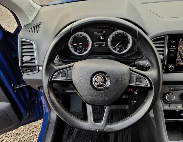 Škoda Karoq SUV / Terénní 1,6 l 85 kw