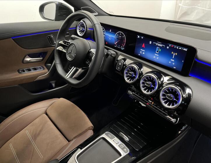 Mercedes-Benz CLA 18