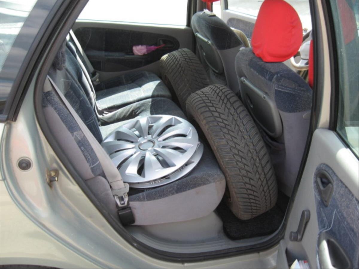 Renault Scénic Kombi 1,6 l 79 kw