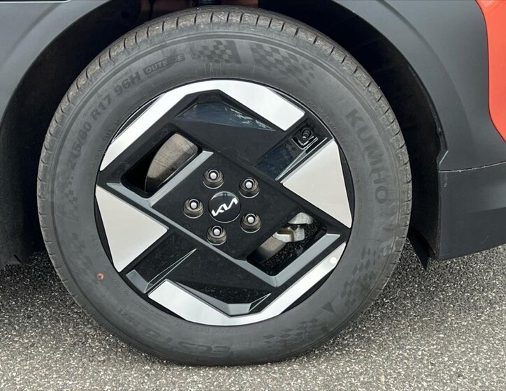 KIA EV3 SUV / Terénní 0,0 150 kw