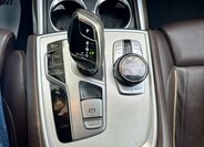 BMW Řada 7 38