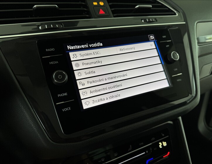 Volkswagen Tiguan 30