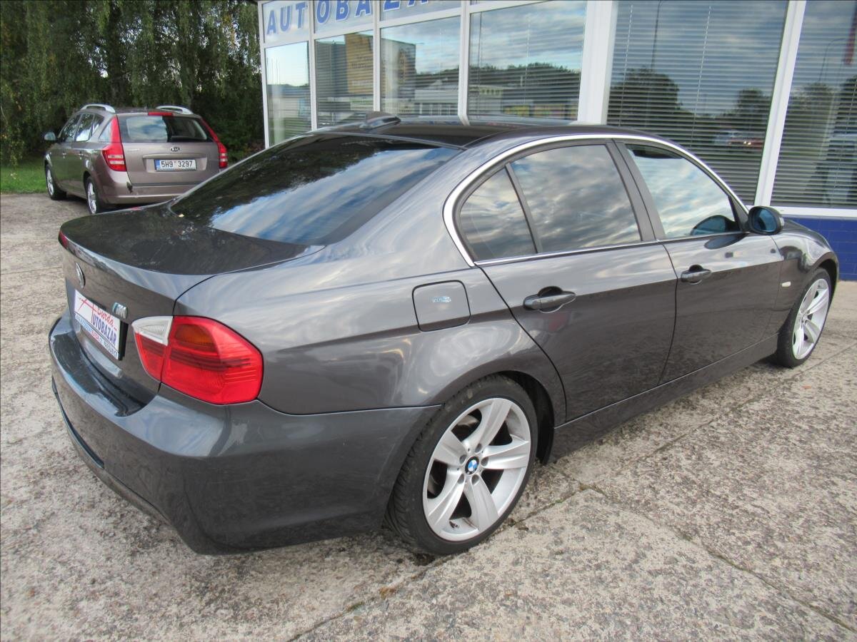 BMW Řada 3 Sedan 2,5 l 160 kw
