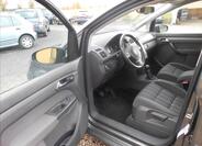 Volkswagen Touran 11