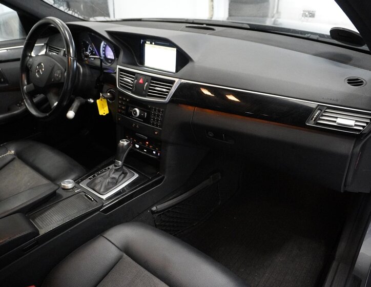 Mercedes-Benz Třídy E Kombi 2,1 l 150 kw