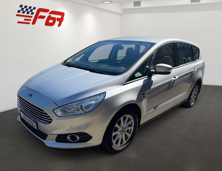 Ford S-MAX 1