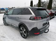 Peugeot 5008 6