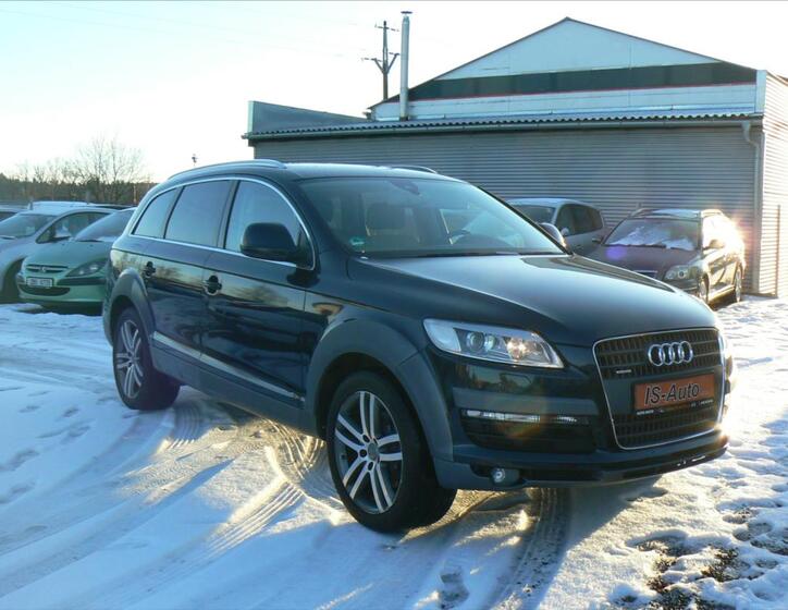 Audi Q7 2
