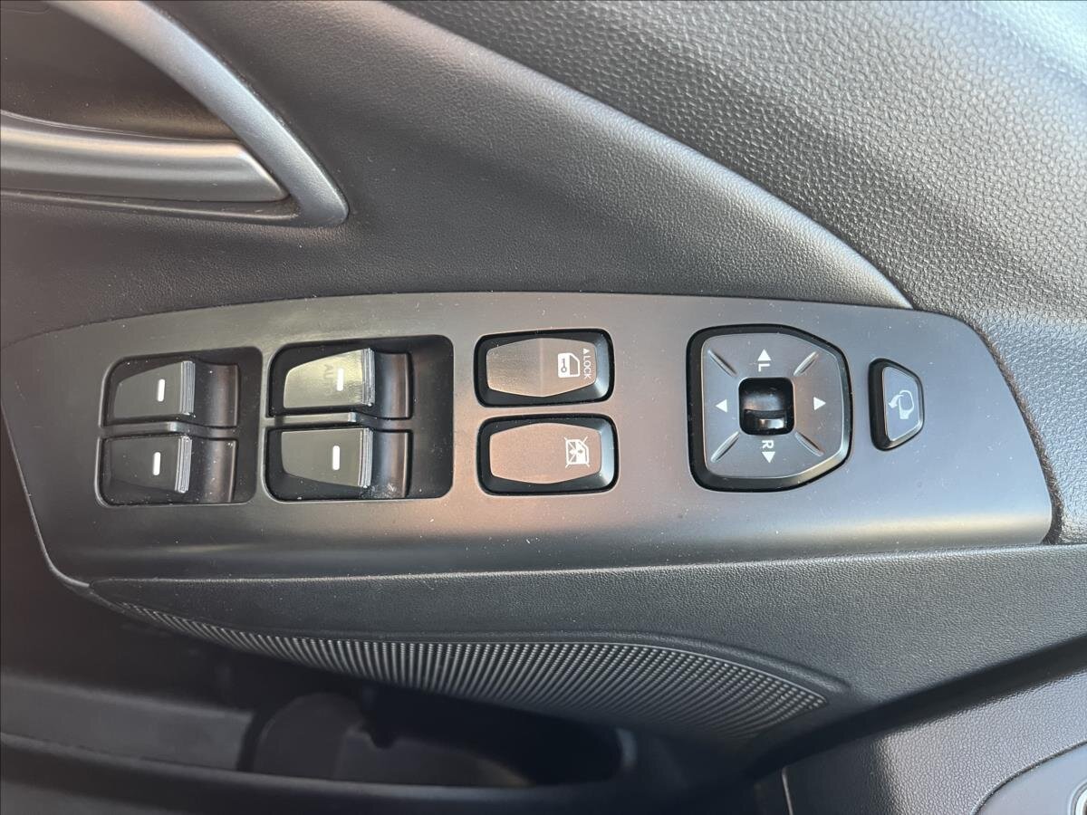 Hyundai ix35 SUV / Terénní 1,7 l 85 kw