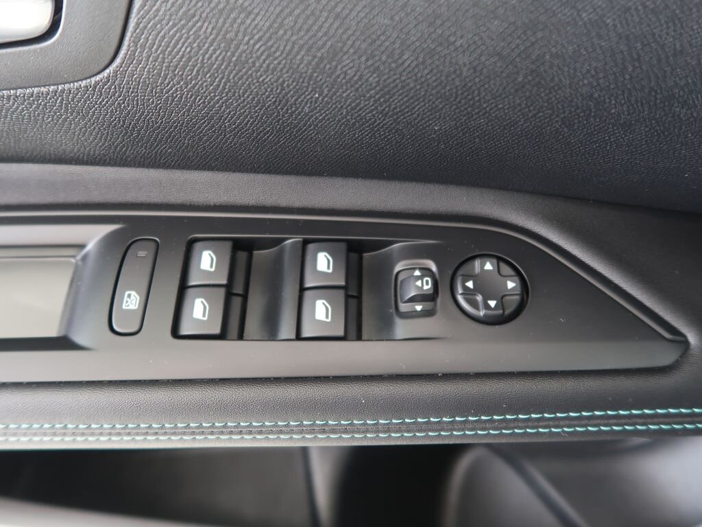 Peugeot 5008 SUV / Terénní 1,5 l 96 kw