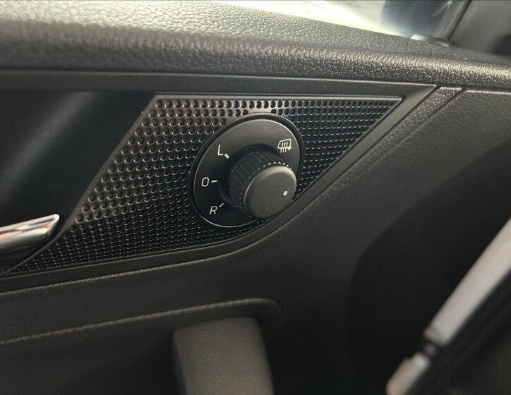 Škoda Rapid Sedan 999,0 81 kw