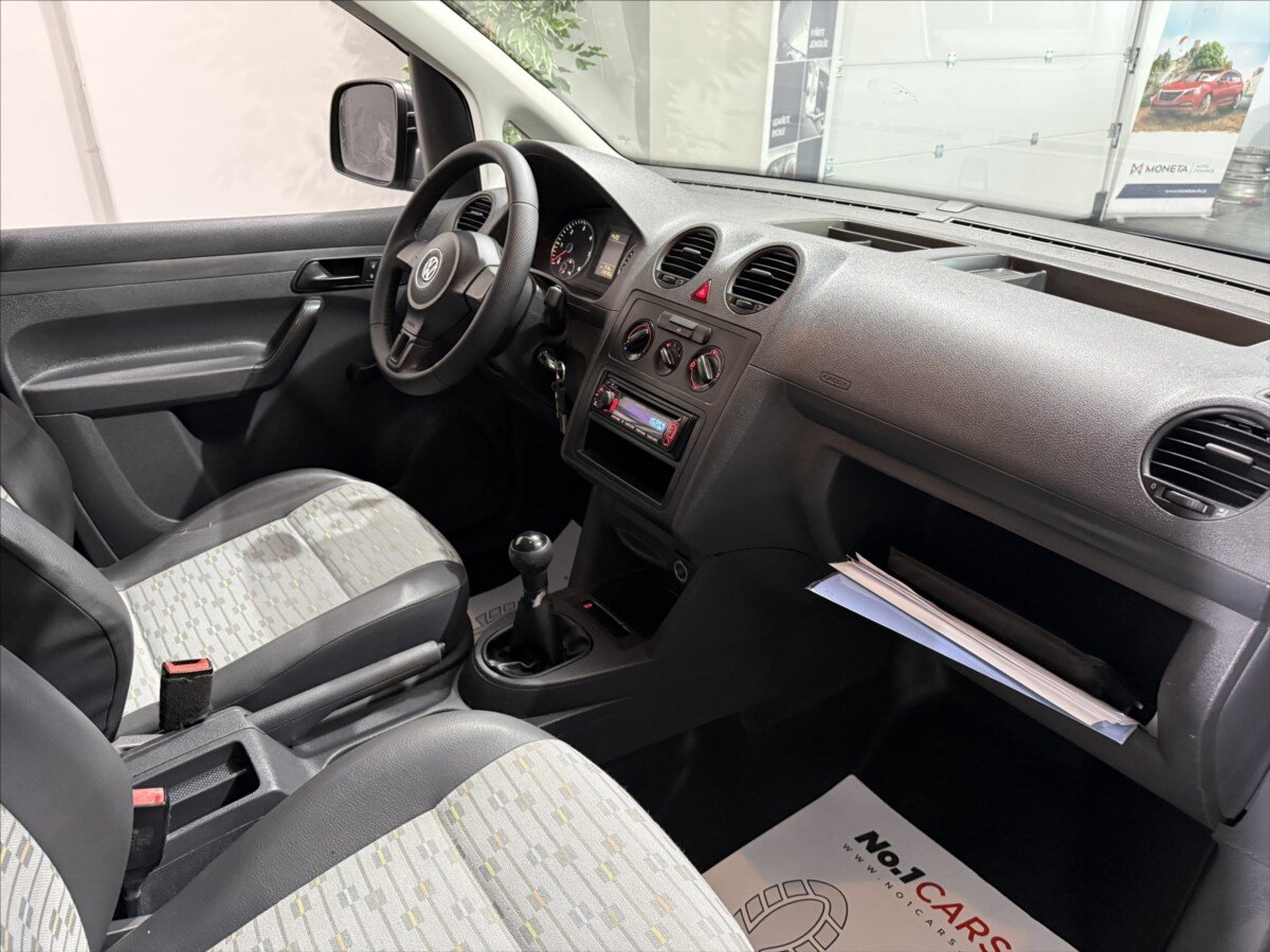 Volkswagen Caddy Skříň 1,6 l 75 kw