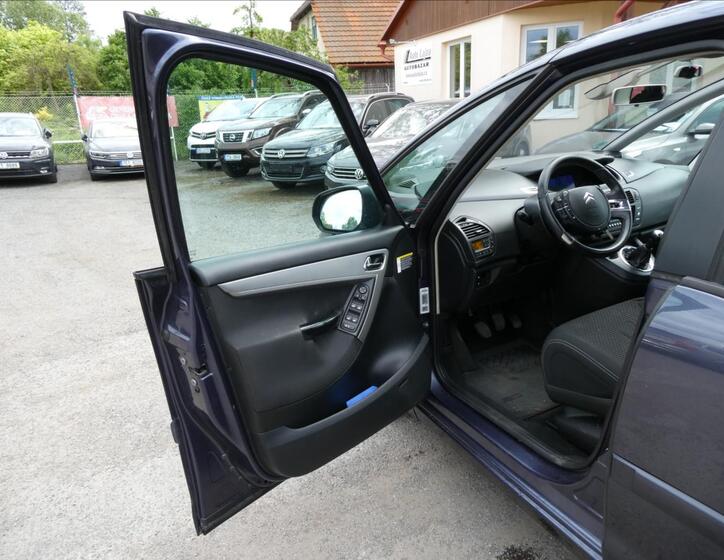 Citroën C4 Picasso 17