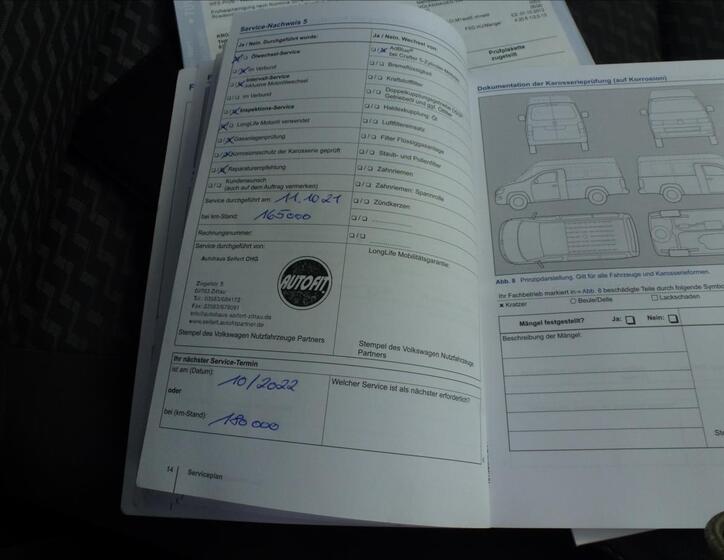 Volkswagen Caravelle 33