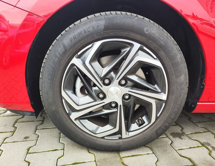 Hyundai i30 Kombi 998,0 88 kw