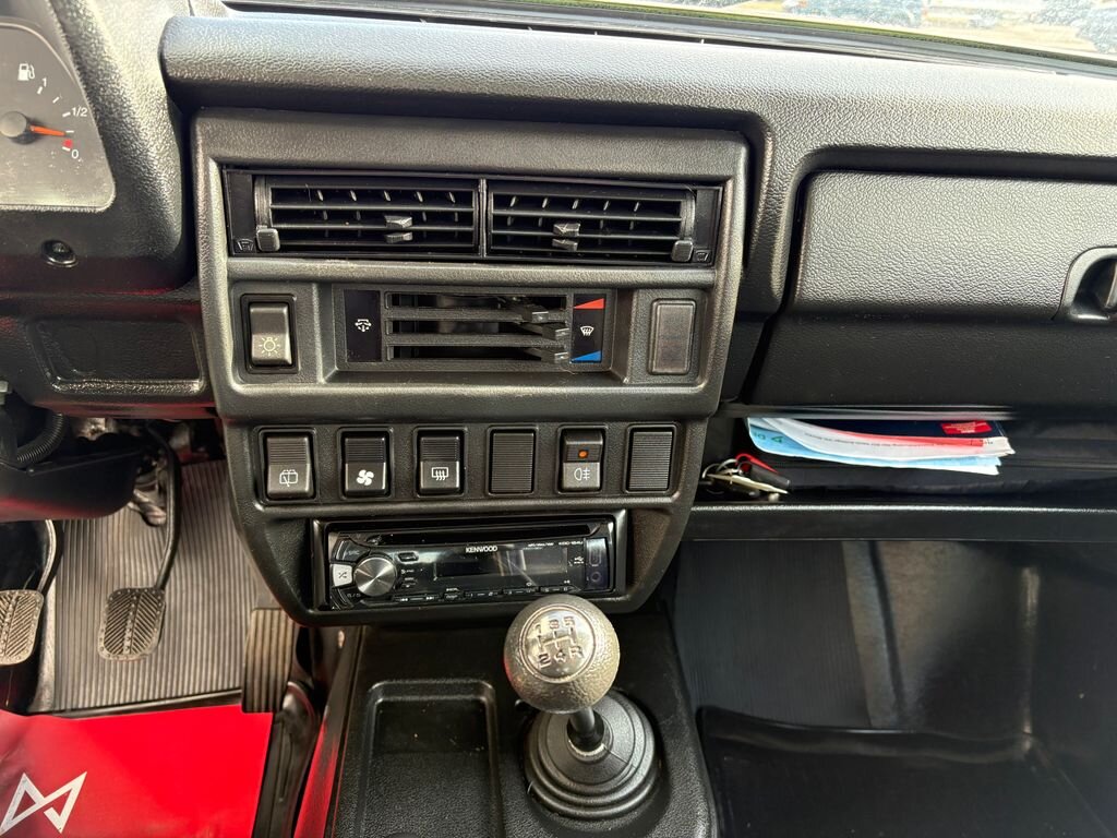 Lada Niva SUV 1,7 l 61 kw