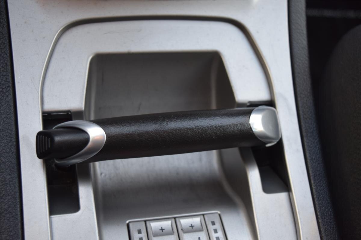 Ford S-MAX MPV 2,0 l 107 kw