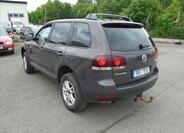 Volkswagen Touareg 2