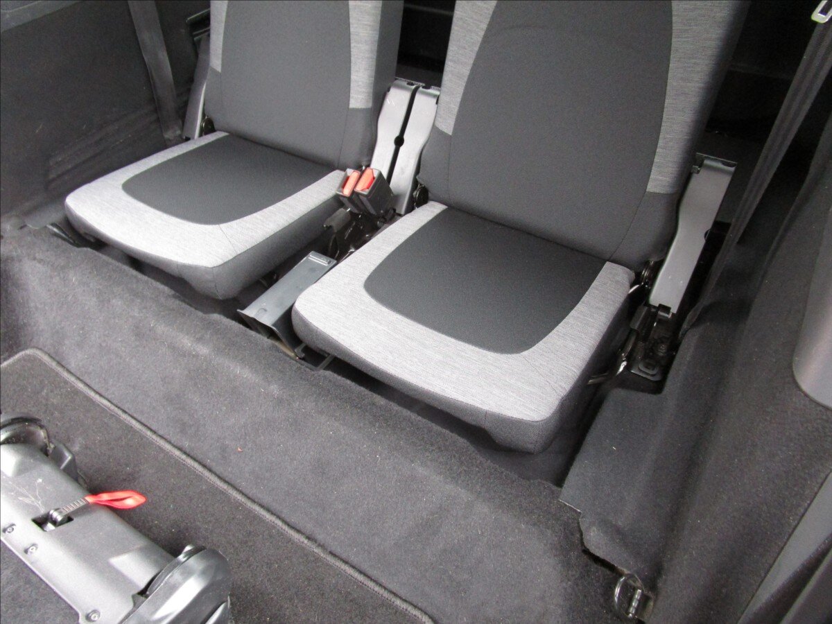 Citroën Grand C4 Picasso MPV 2,0 l 110 kw