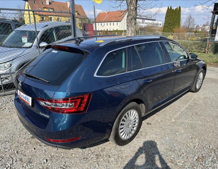 Škoda Superb Kombi 2,0 l 110 kw
