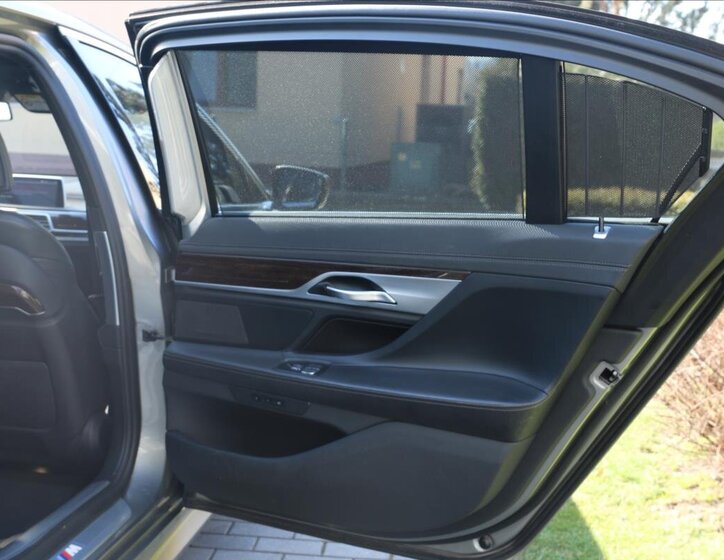 BMW Řada 7 Sedan / Limuzína 3,0 l 294 kw