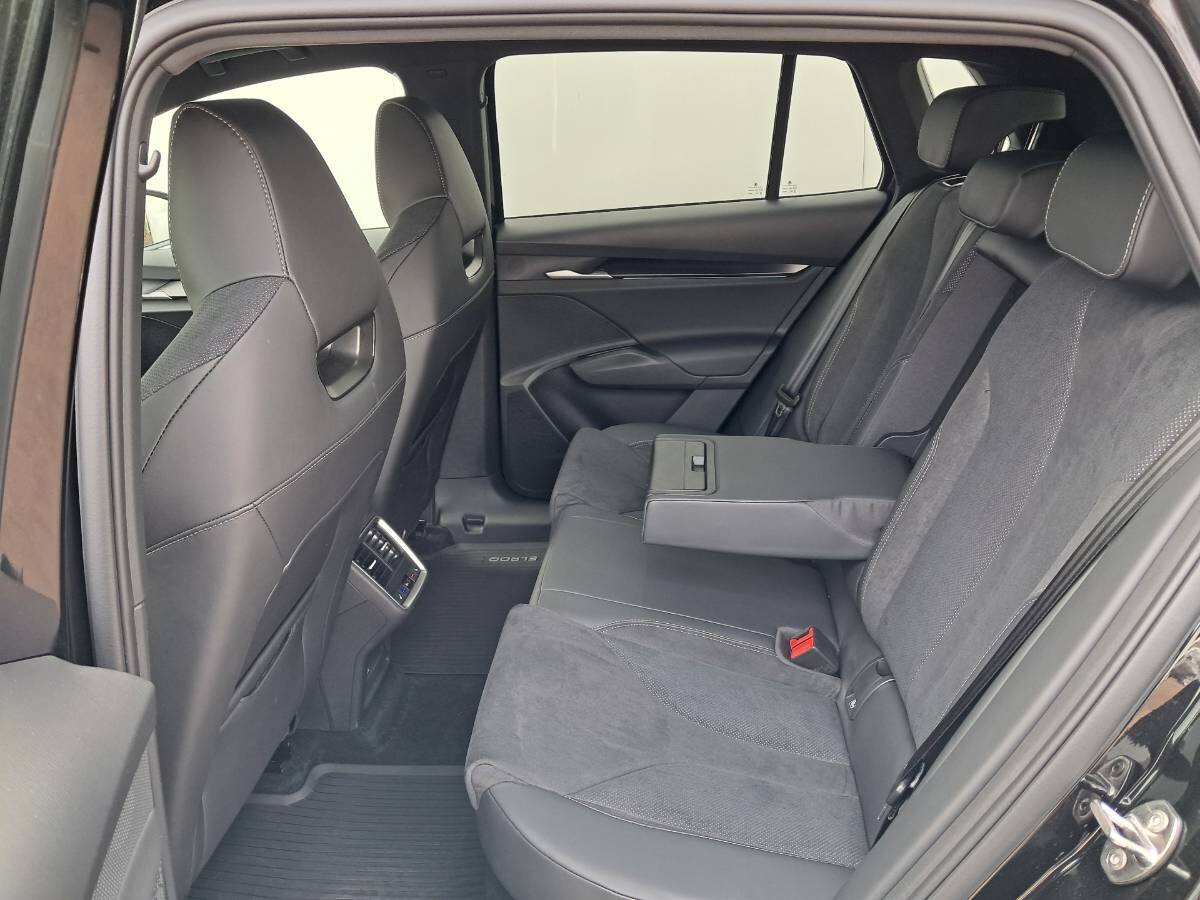 Škoda Elroq SUV / Terénní 0,0 210 kw