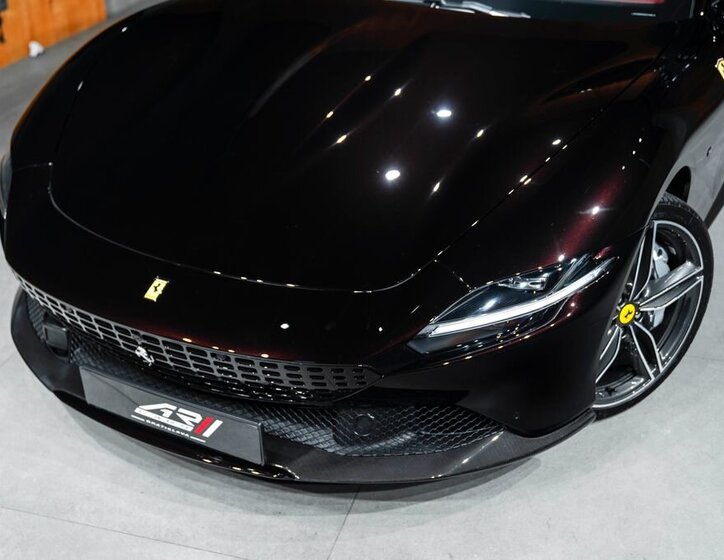 Ferrari Roma 4