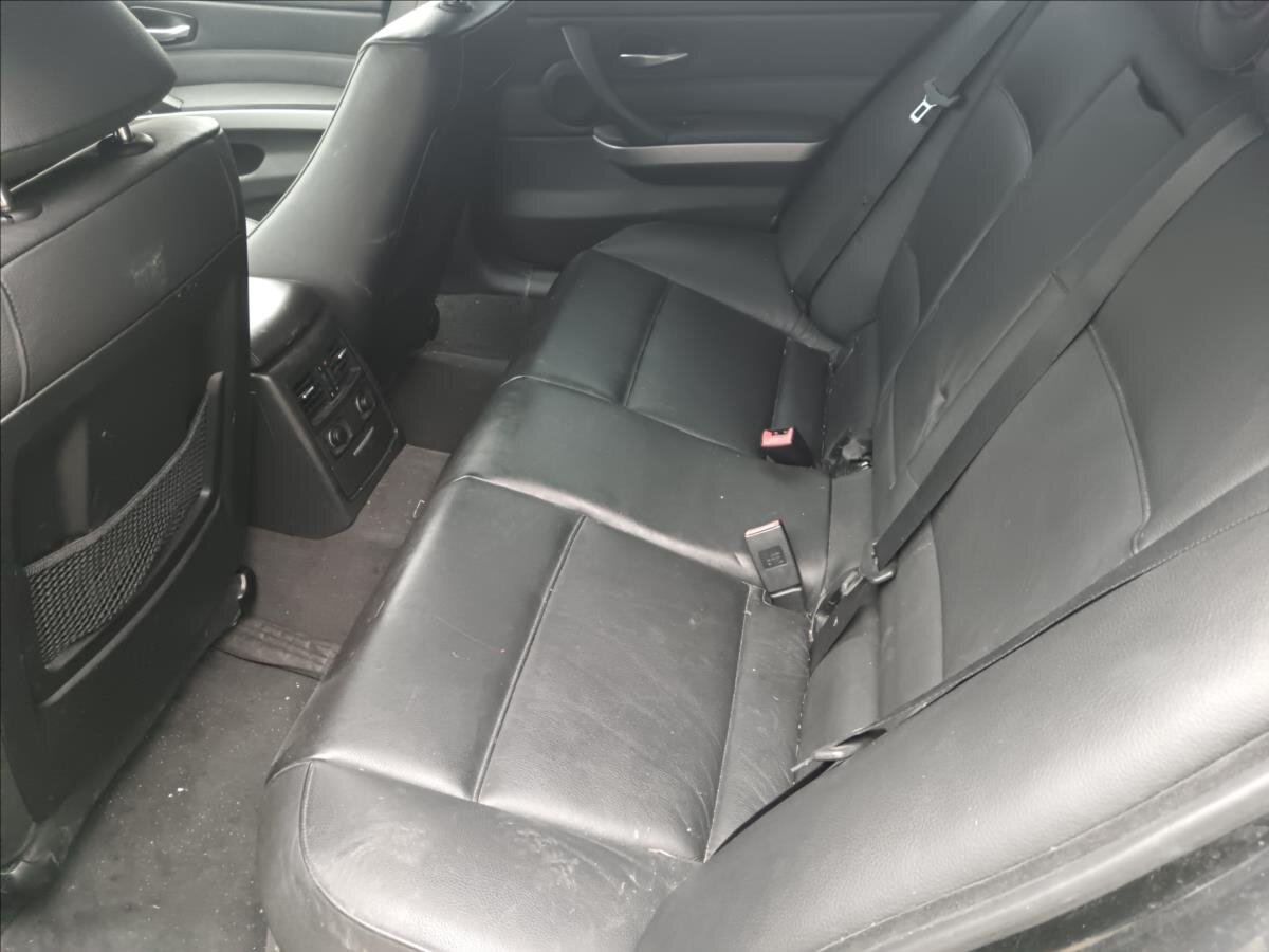 BMW Řada 3 Kombi 2,5 l 160 kw