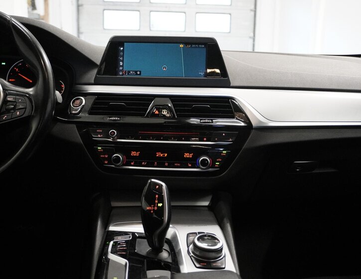 BMW Řada 5 Kombi 2,0 l 120 kw