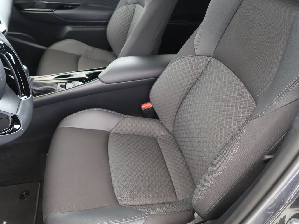 Toyota C-HR SUV 2,0 l 112 kw