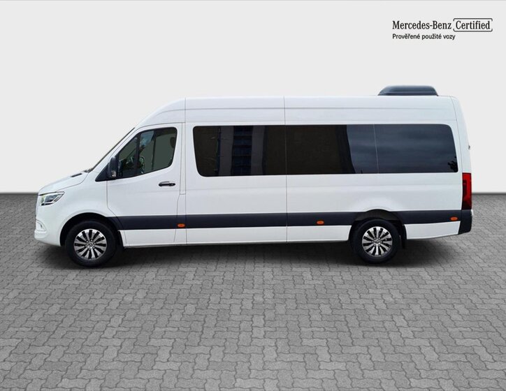Mercedes-Benz Sprinter 2