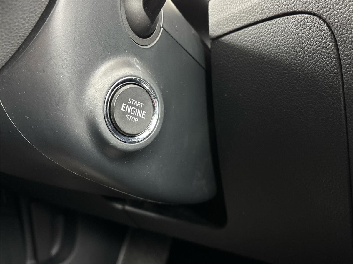 Škoda Superb Sedan / Limuzína 1,4 l 160 kw