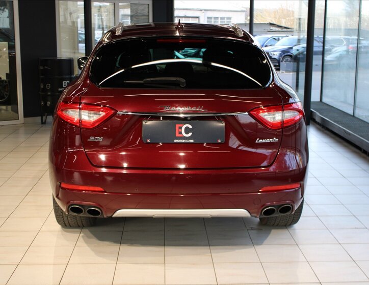 Maserati Levante SUV / Terénní 3,0 l 316 kw