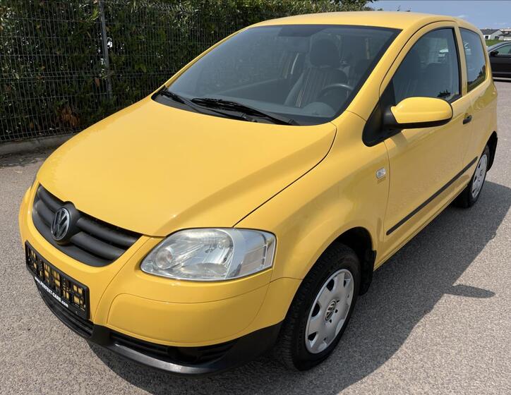 Volkswagen Fox 1