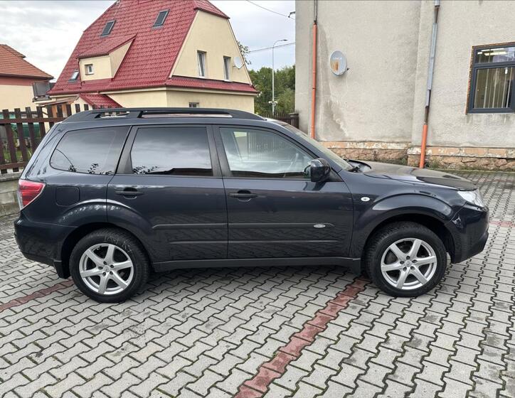Subaru Forester 2