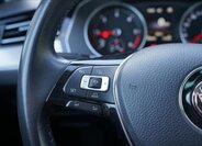 Volkswagen Passat Sedan / Limuzína 2,0 l 176 kw