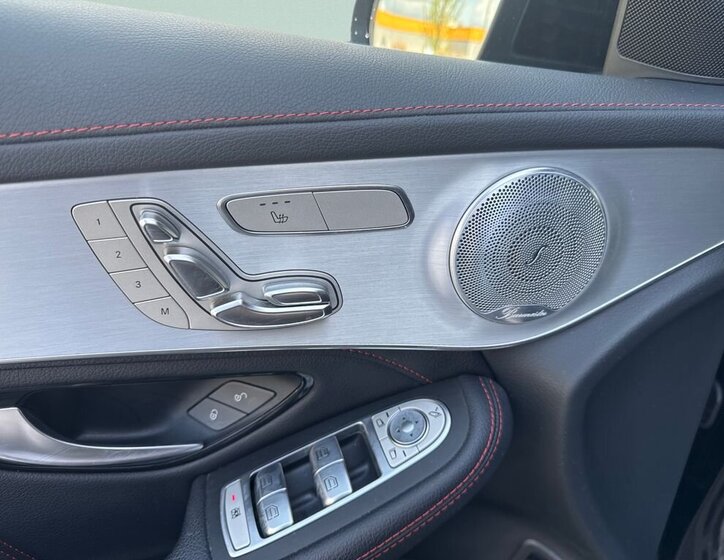 Mercedes-Benz GLC SUV / Terénní 0,0 270 kw